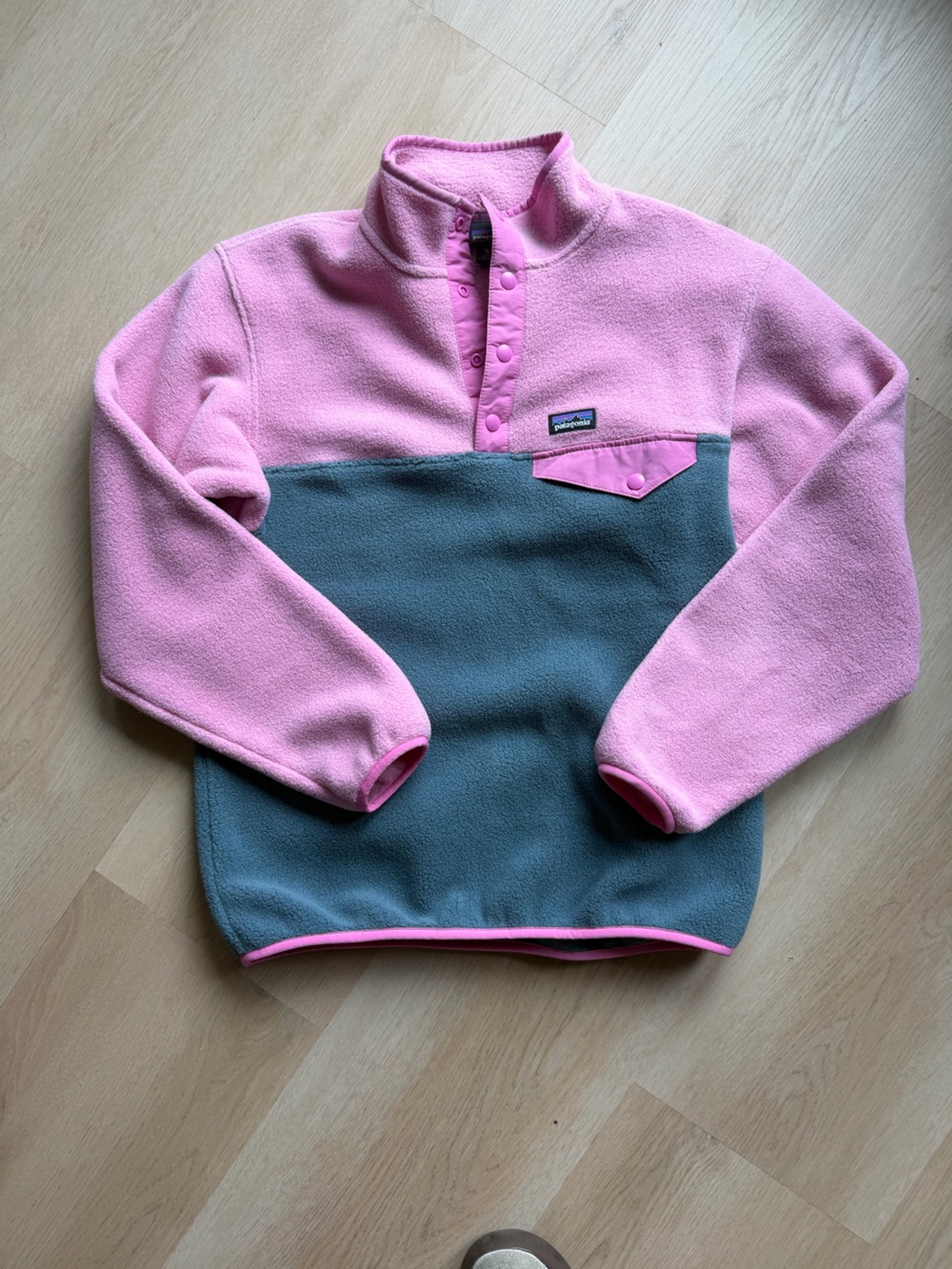 Patagonia Kids Pink and Gray Snap Pullover Fleece